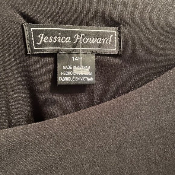 Black cocktail dress - Picture 3 of 3